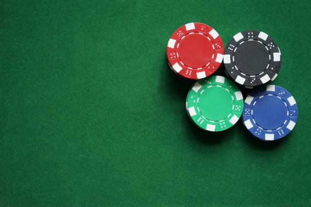 empire toto live casino multi-table view with blackjack and roulette